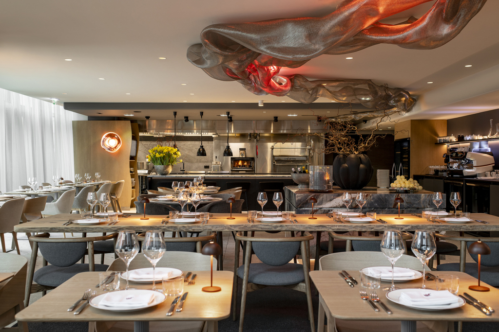 arteri-kvartal-restoran-voivoi-tuli-deli-baar